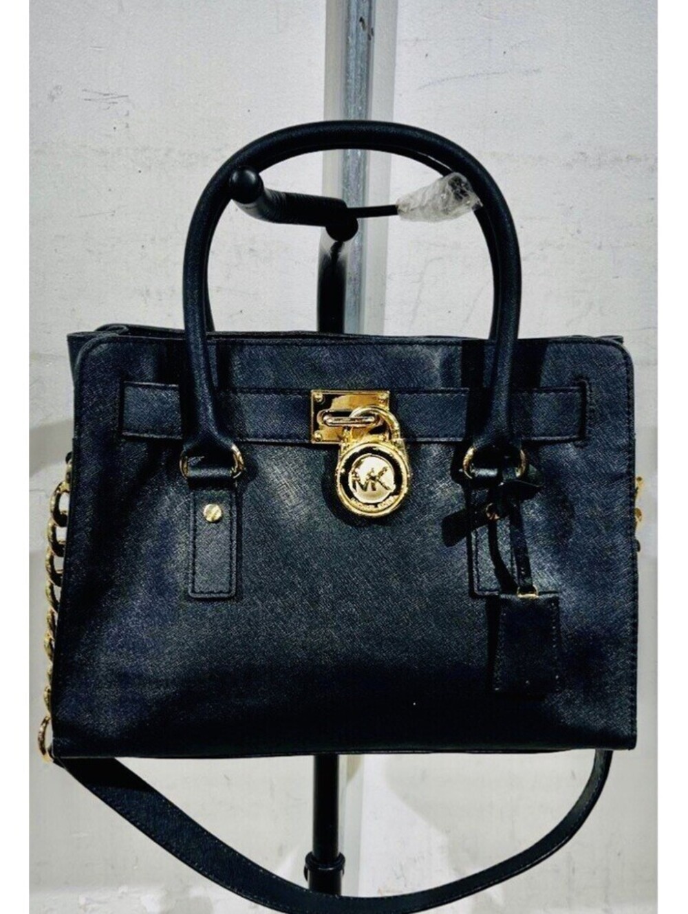 Michael Kors Hamilton Black Saffiano Leather Satchel Handbag Lock & Key with COA